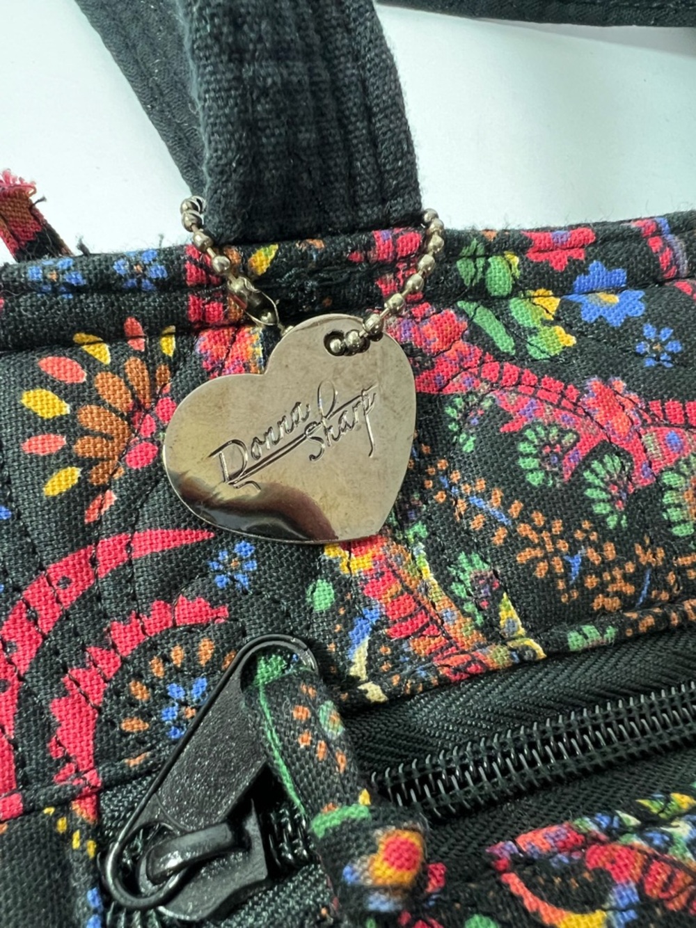 Donna Sharp quilted purse handbag Black paisley colorful midsize bag - Picture 5 of 8